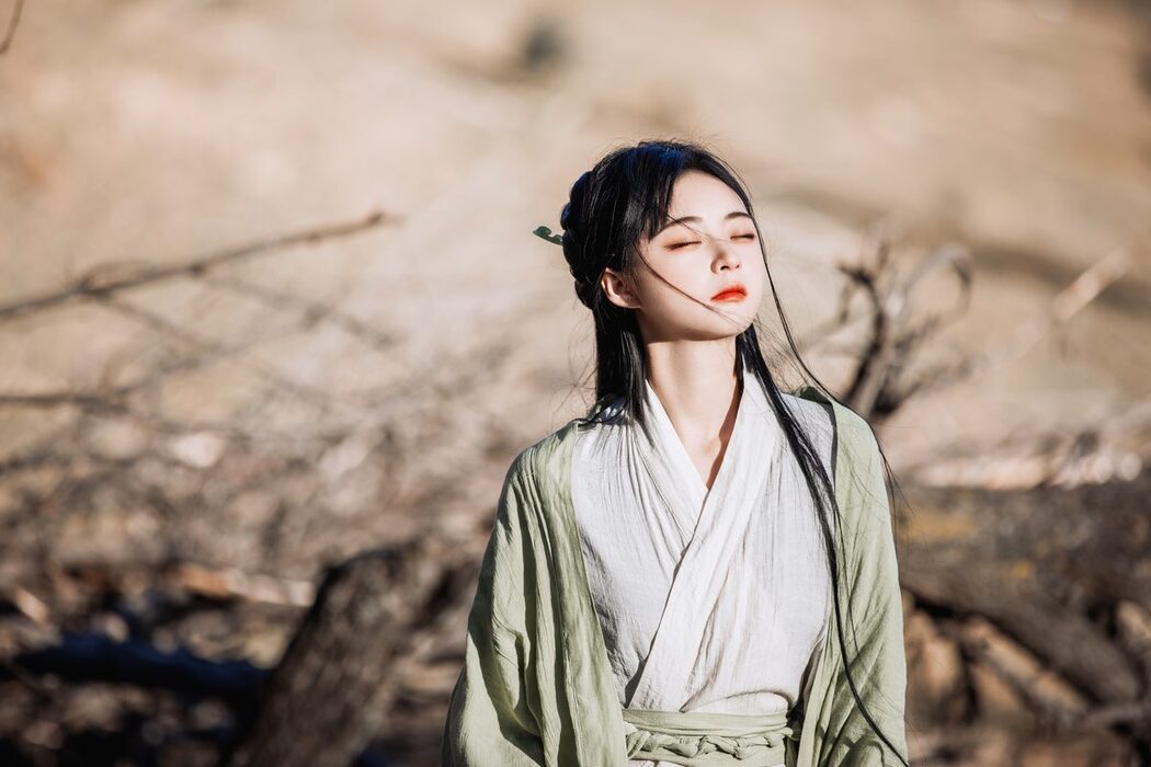 YiTuYu艺图语 Vol.6202 Bao Bao Li Zhi