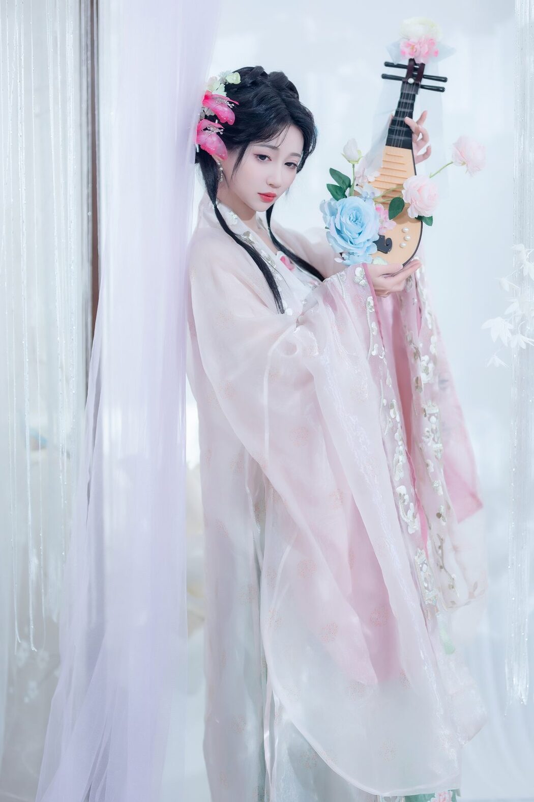 YiTuYu艺图语 Vol.6142 Qi Luo Sheng De Xiao Su Su
