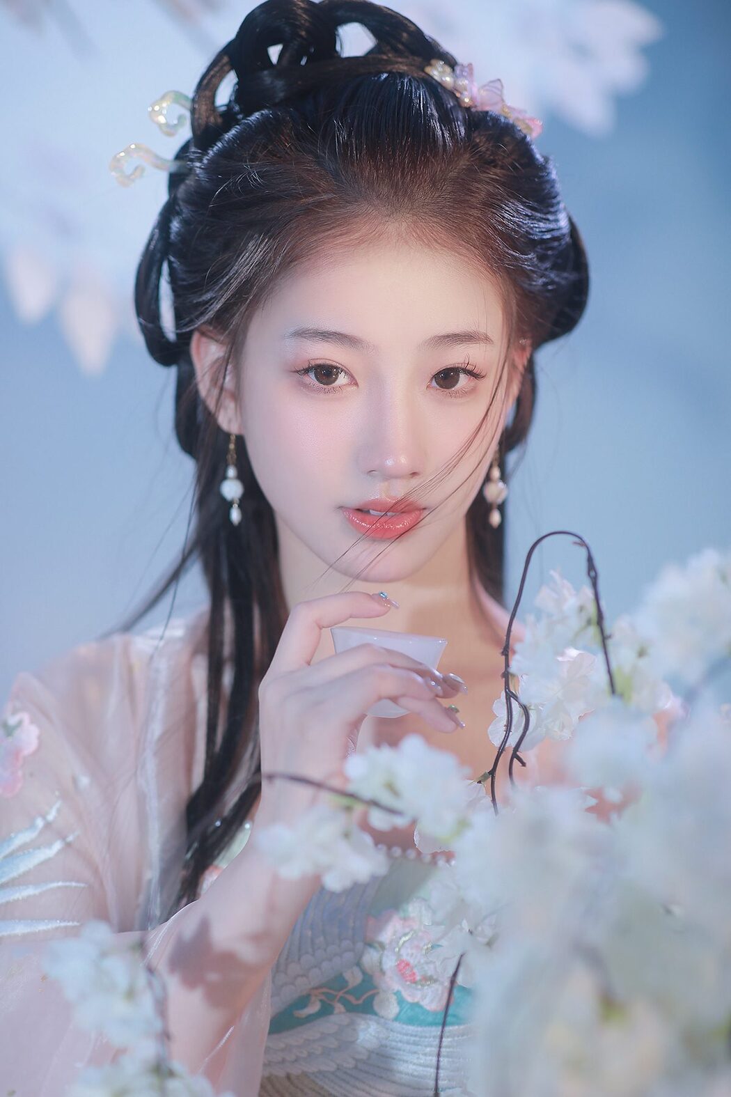 YiTuYu艺图语 Vol.6124 Huang Yu Yao Cover Photo