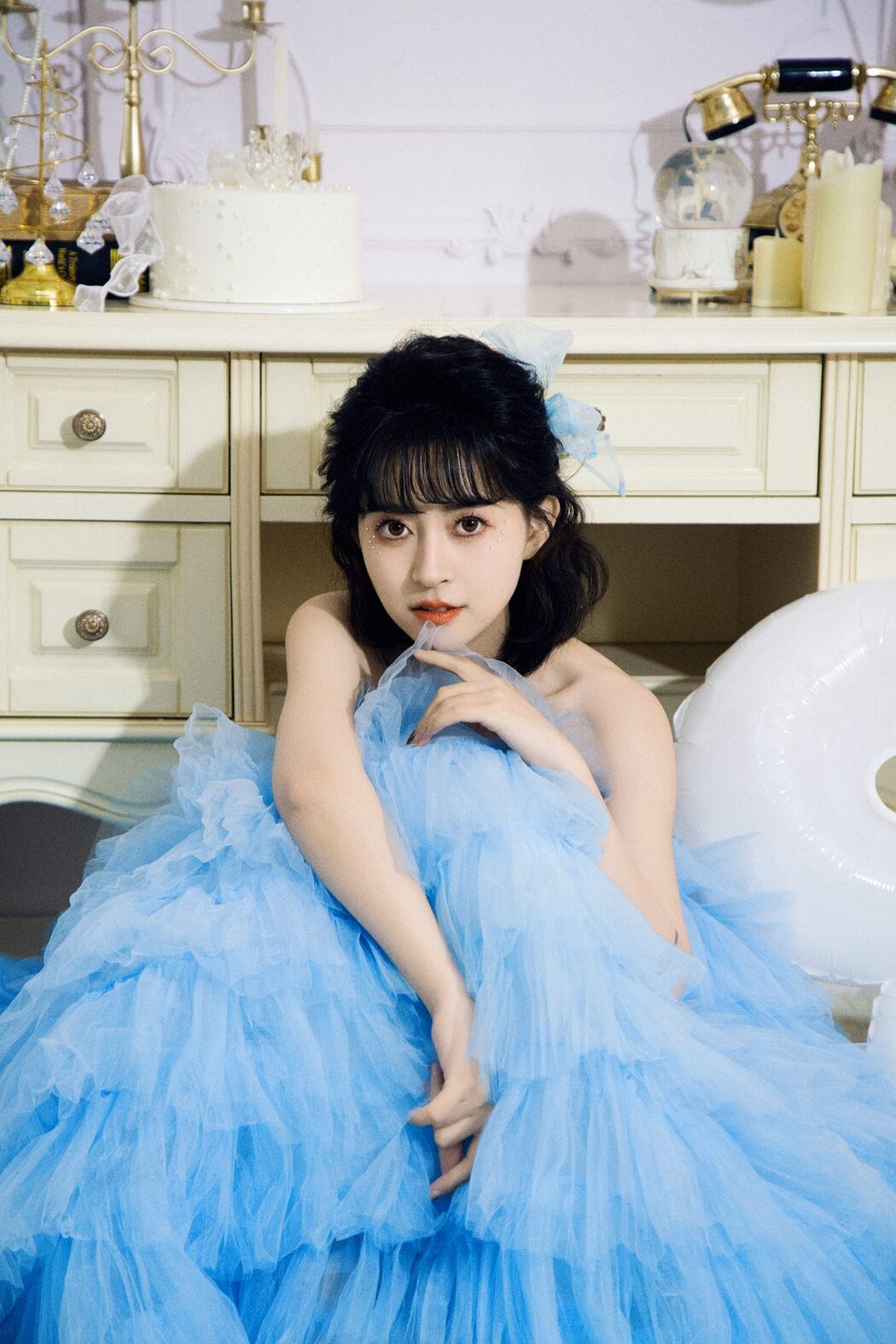 YiTuYu艺图语 Vol.6204 Yi Xuan