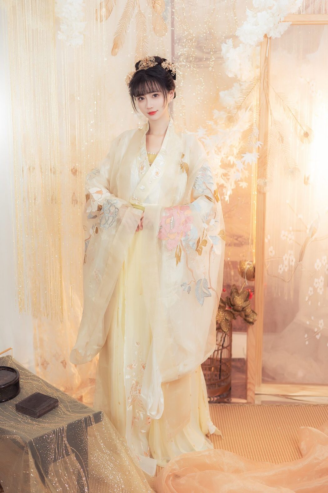 YiTuYu艺图语 Vol.6129 Qi Luo Sheng De Xiao Su Su