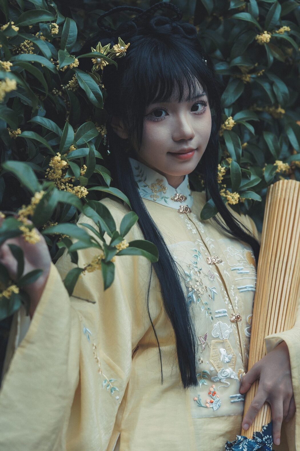 YiTuYu艺图语 Vol.6135 Hua Qi Hana