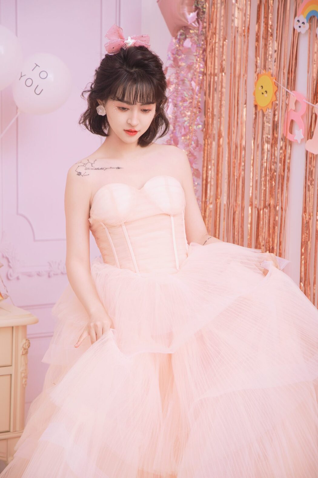 YiTuYu艺图语 Vol.6173 Yi Xuan