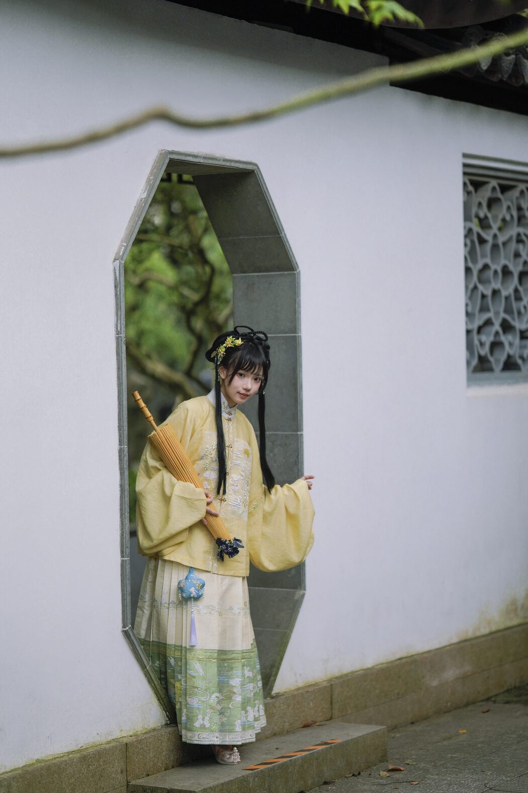 YiTuYu艺图语 Vol.6135 Hua Qi Hana