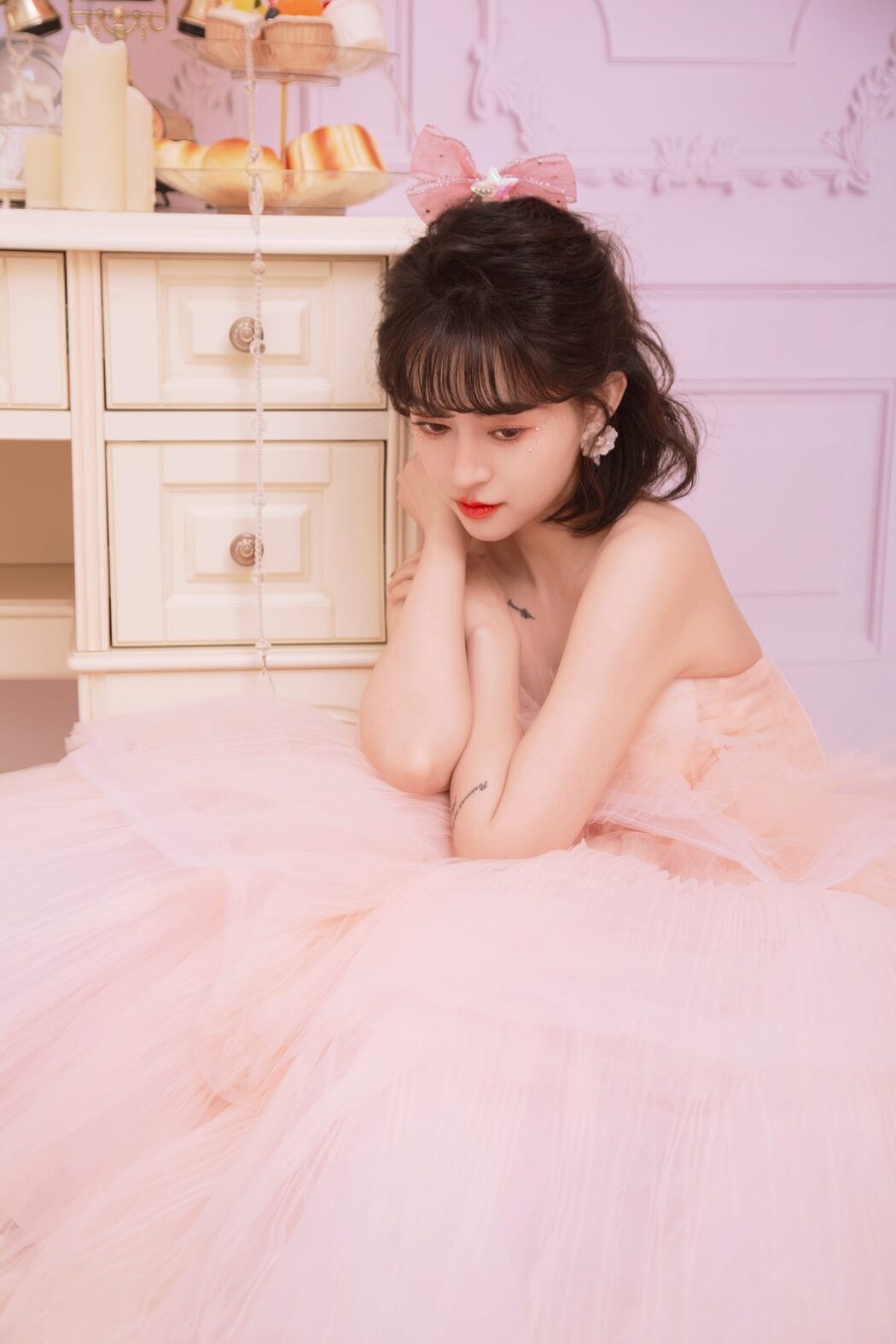 YiTuYu艺图语 Vol.6173 Yi Xuan