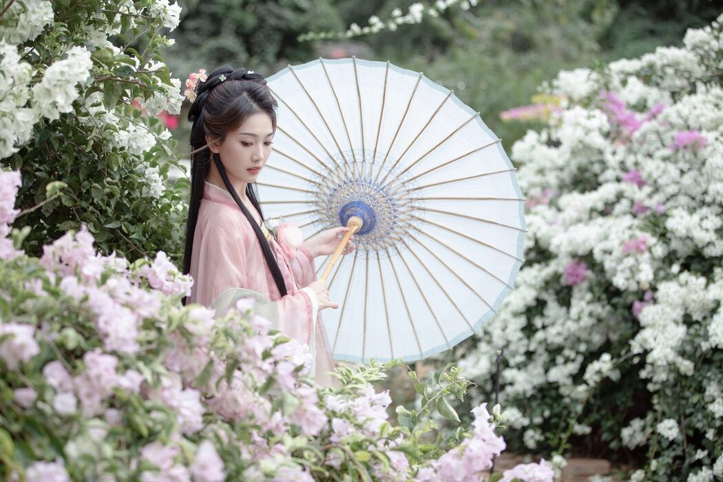 YiTuYu艺图语 Vol.6164 Zhi Zhi Qi