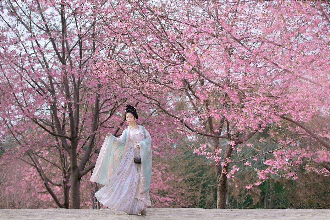 YiTuYu艺图语 Vol.929 Li Yi Yi