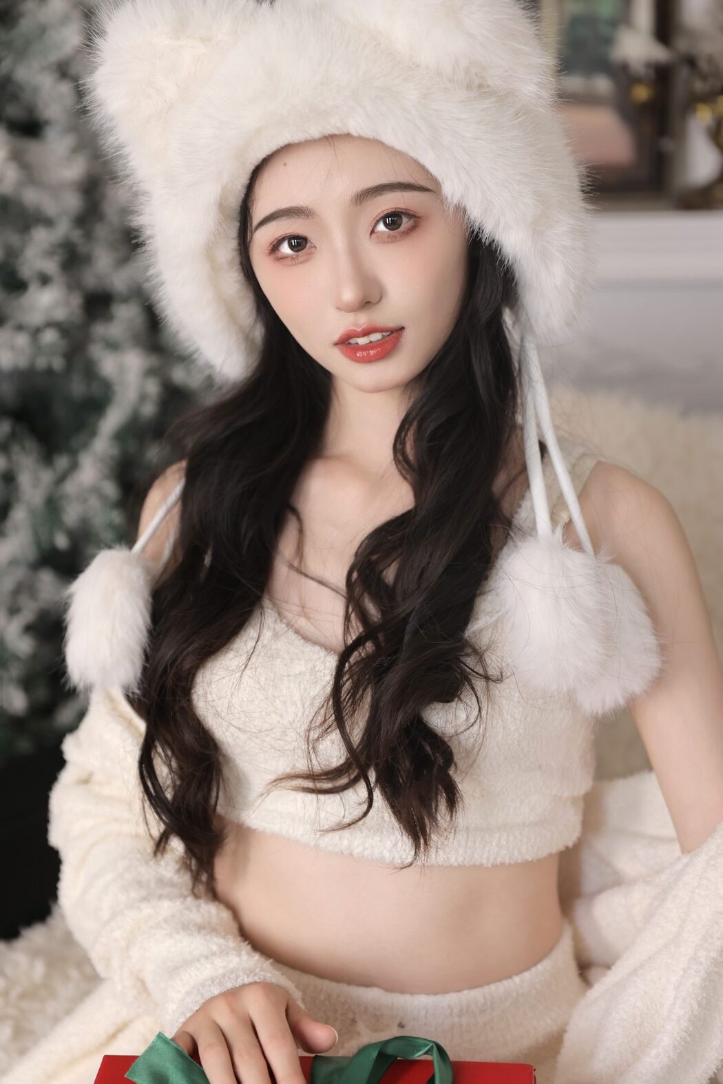 YiTuYu艺图语 Vol.6143 Xiao Yang Ai Gan Fan