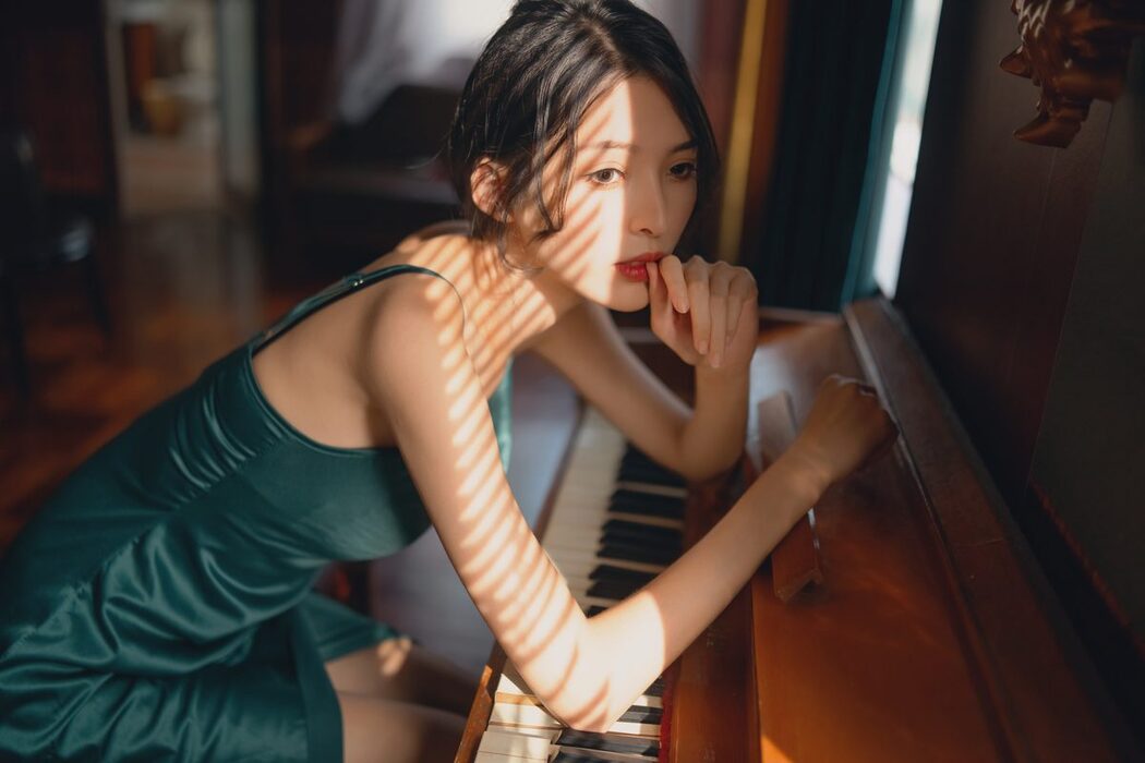 YiTuYu艺图语 Vol.6216 Xiao G