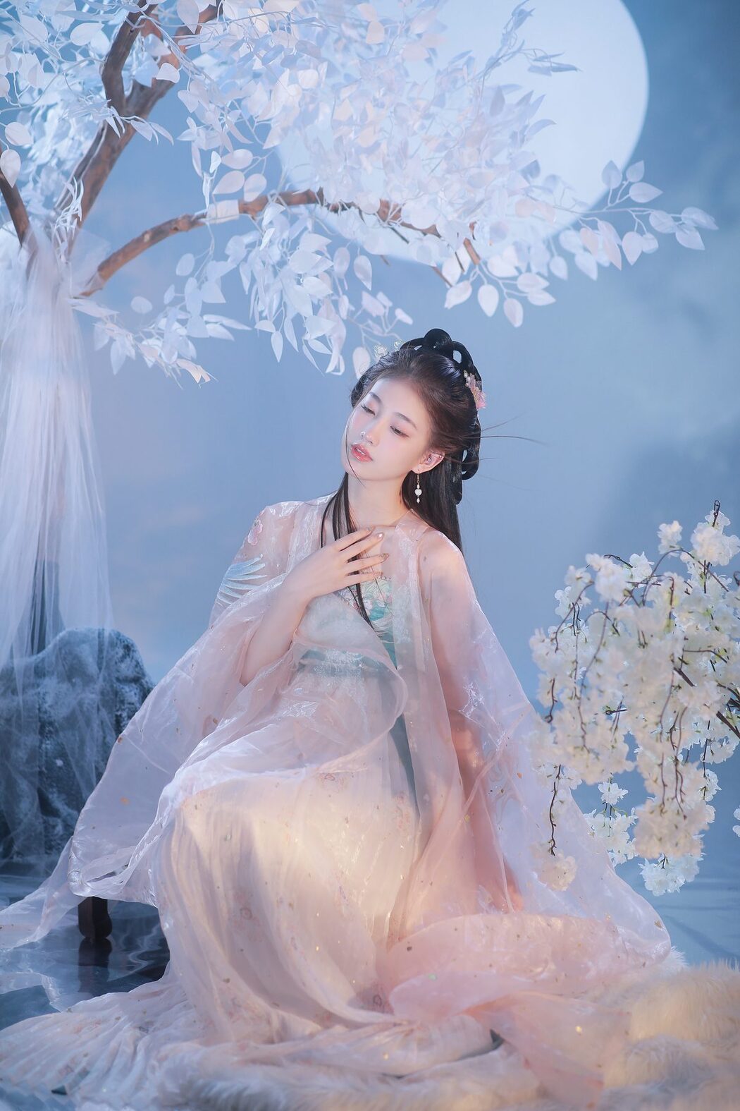 YiTuYu艺图语 Vol.6124 Huang Yu Yao