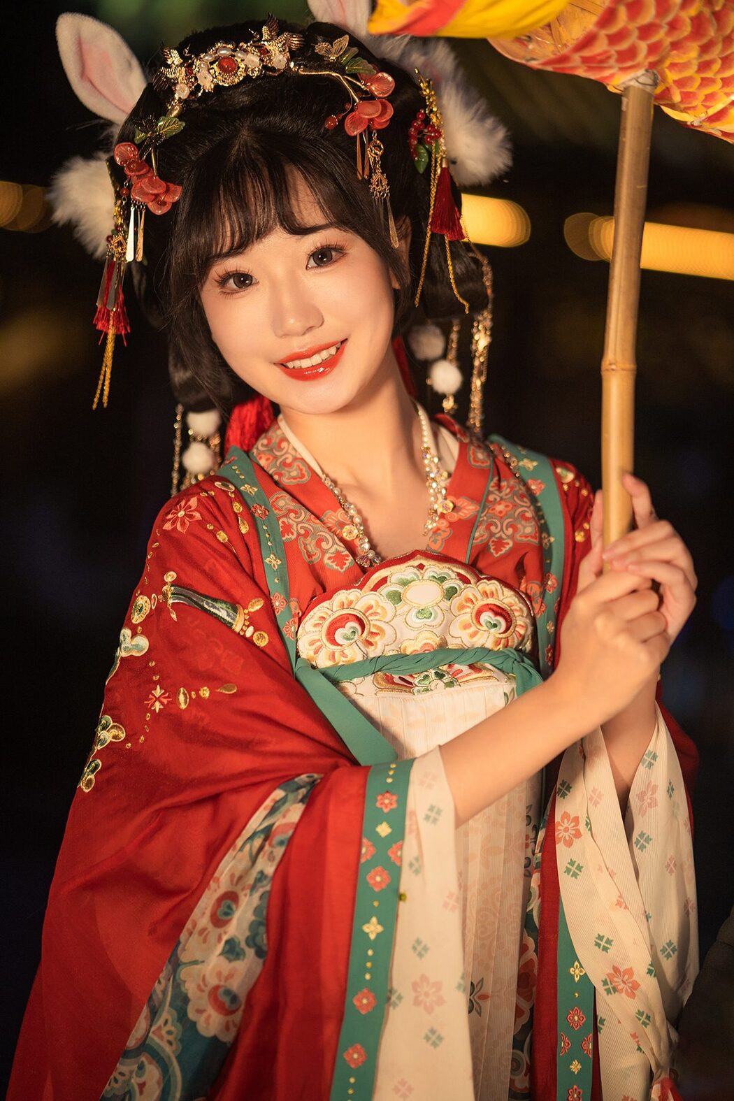 YiTuYu艺图语 Vol.6212 Zhi Zhi Yang Cover Photo