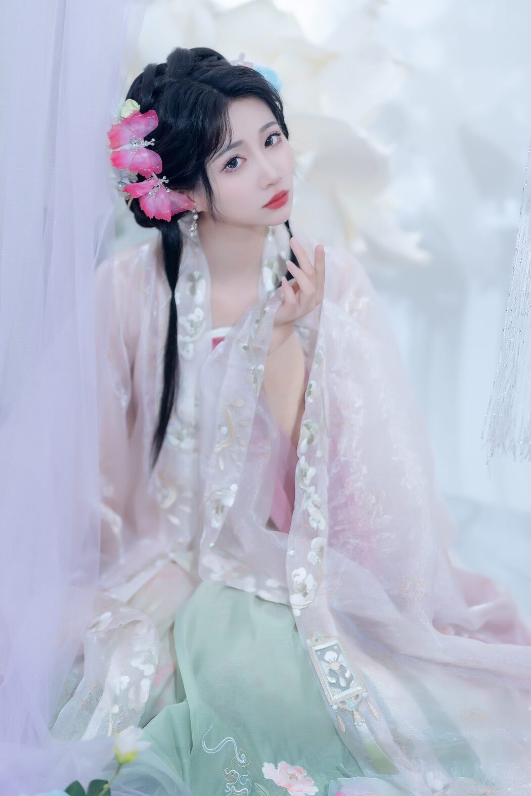 YiTuYu艺图语 Vol.6142 Qi Luo Sheng De Xiao Su Su