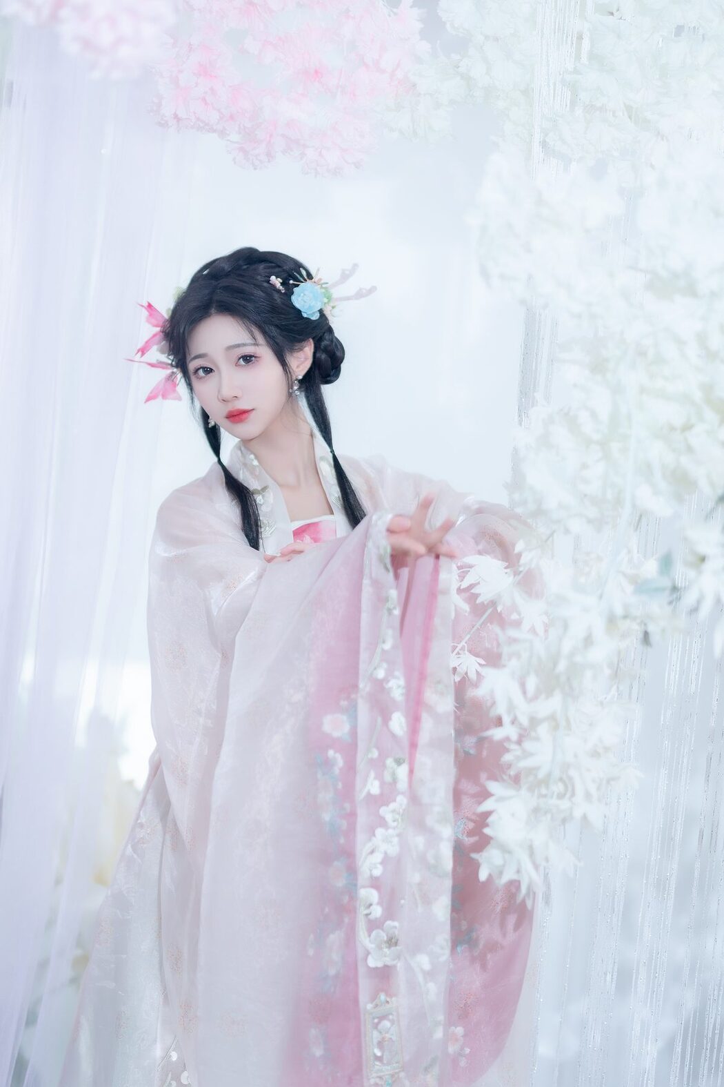 YiTuYu艺图语 Vol.6142 Qi Luo Sheng De Xiao Su Su
