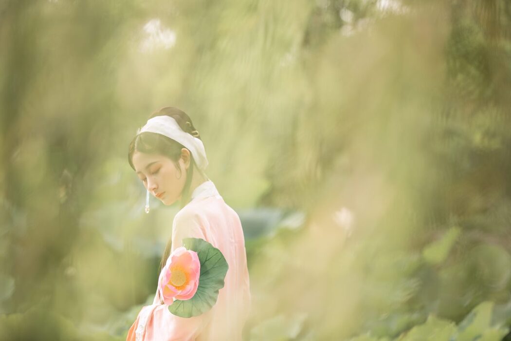 YiTuYu艺图语 Vol.950 Wu Yue De San Hua Mao