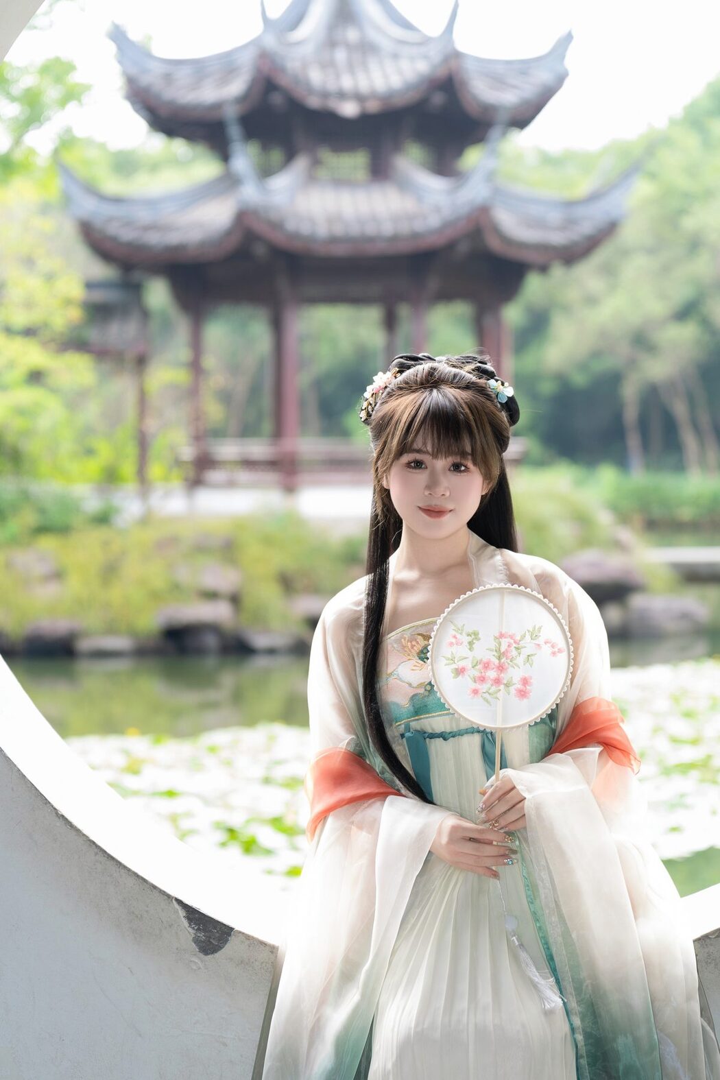YiTuYu艺图语 Vol.6138 Pao Fu Xiao Fang