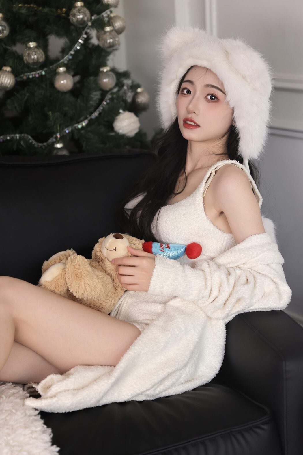 YiTuYu艺图语 Vol.6143 Xiao Yang Ai Gan Fan