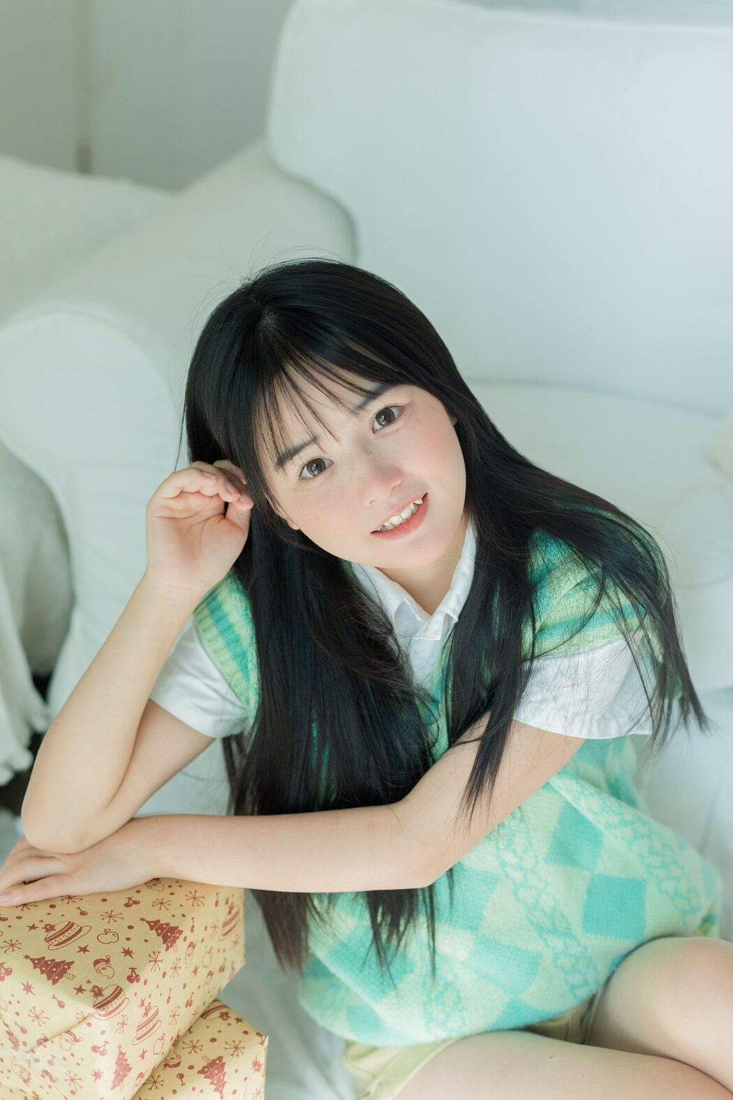 YiTuYu艺图语 Vol.6151 Xiao Yi Mei Mei Cute