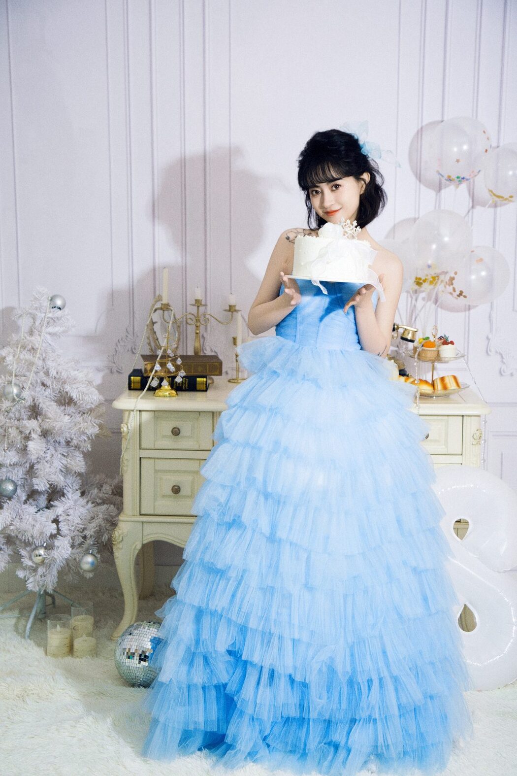 YiTuYu艺图语 Vol.6204 Yi Xuan