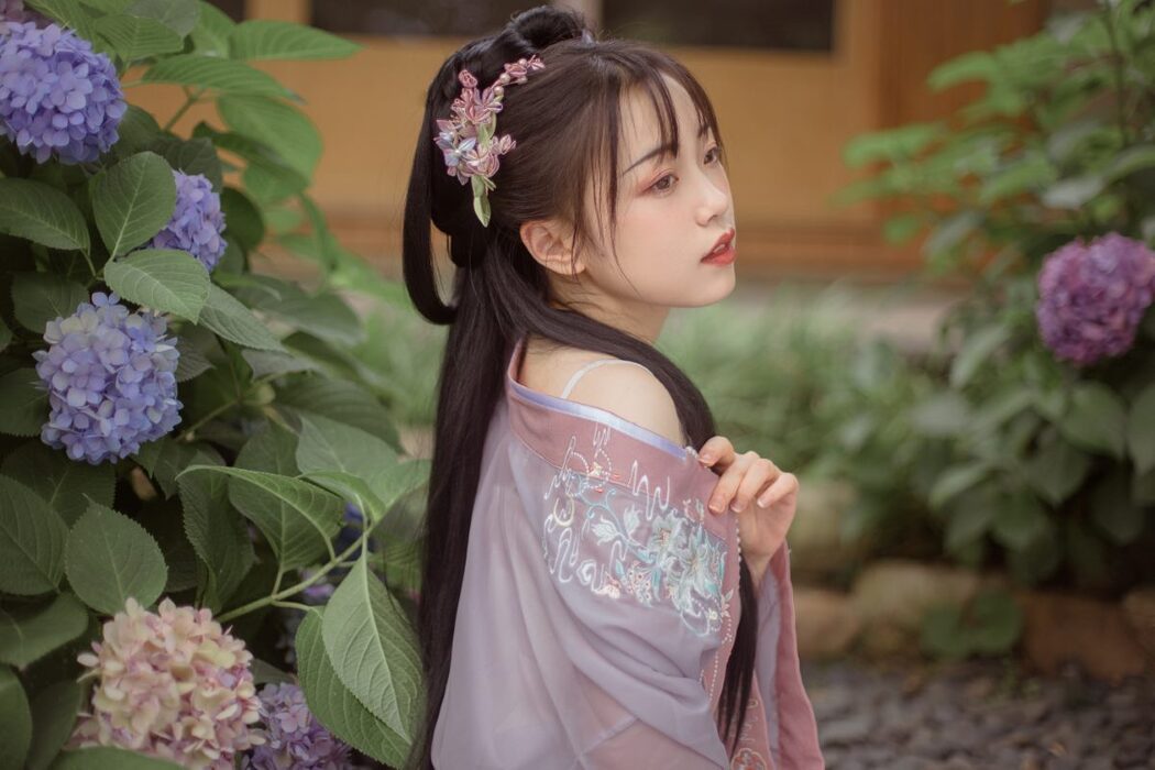 YiTuYu艺图语 Vol.945 An An An Ge La