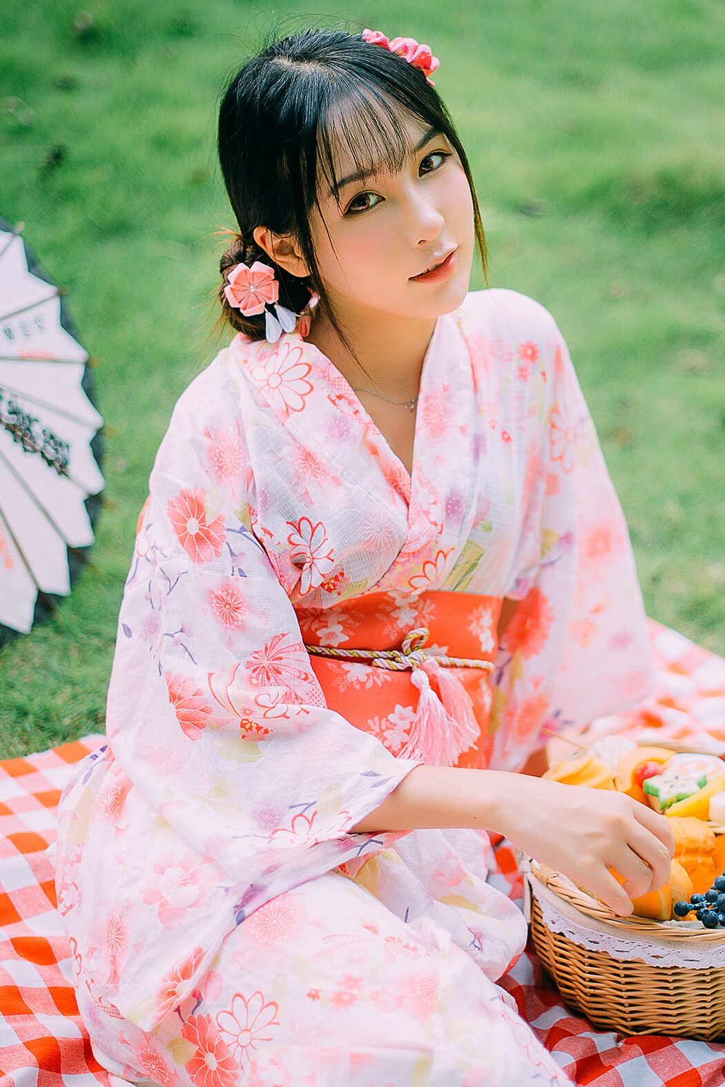 YiTuYu艺图语 Vol.6106 Zun Mi Zhi Cover Photo