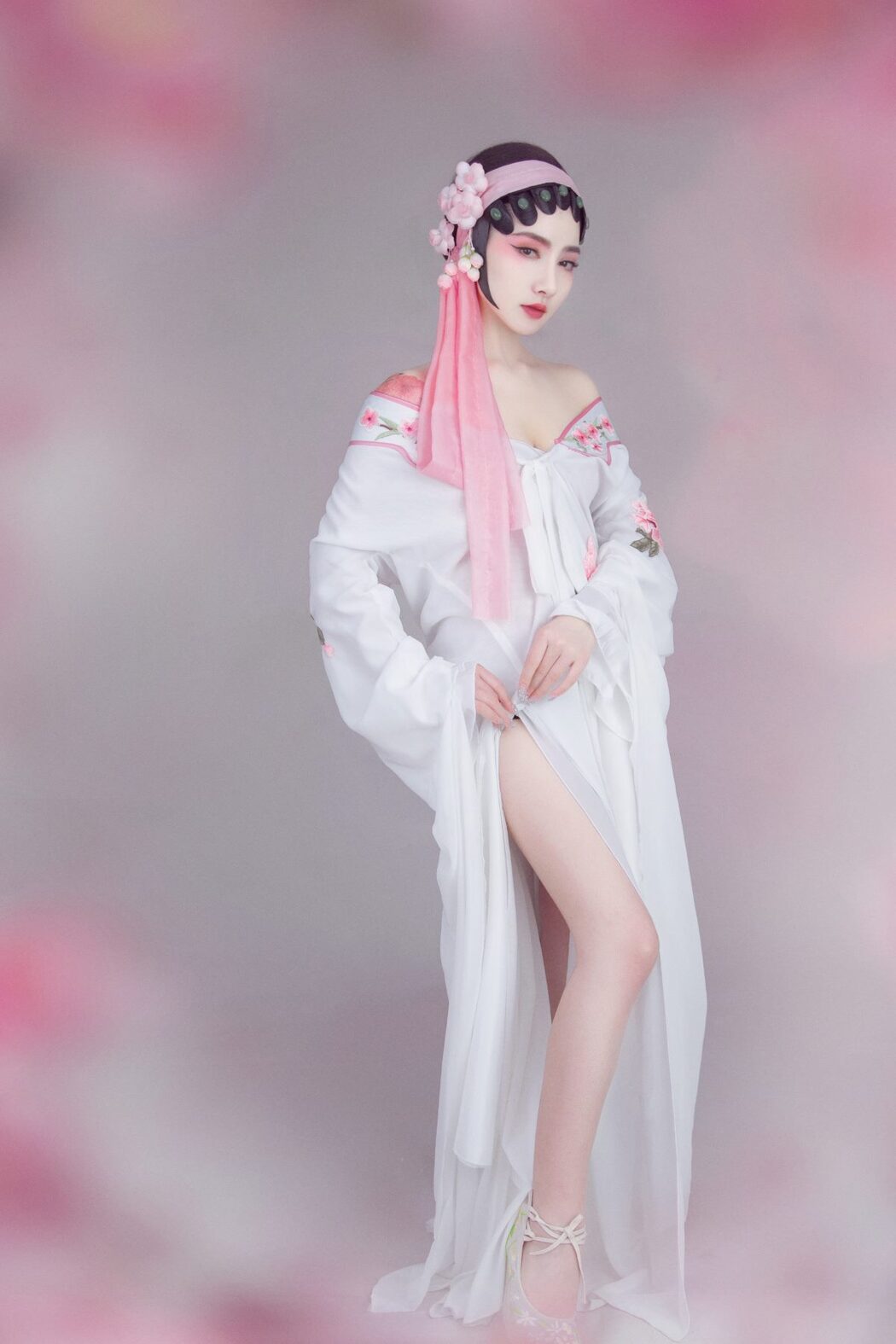 YiTuYu艺图语 Vol.947 Wei Bao