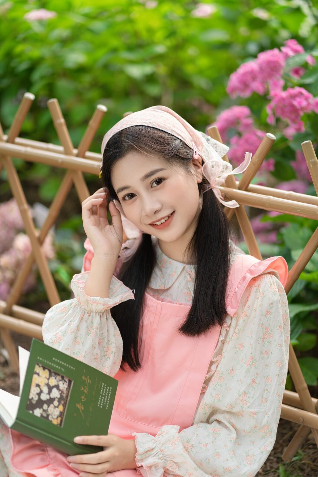 YiTuYu艺图语 Vol.6154 Cheng Zi Shu