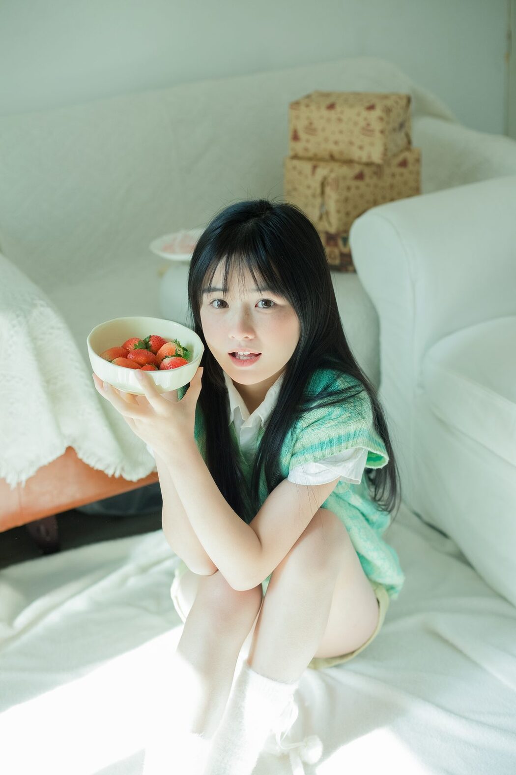YiTuYu艺图语 Vol.6151 Xiao Yi Mei Mei Cute