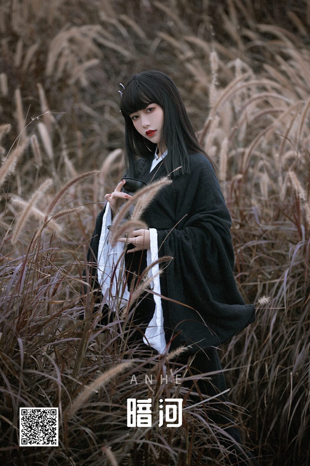 YiTuYu艺图语 Vol.964 Li Yi Yi