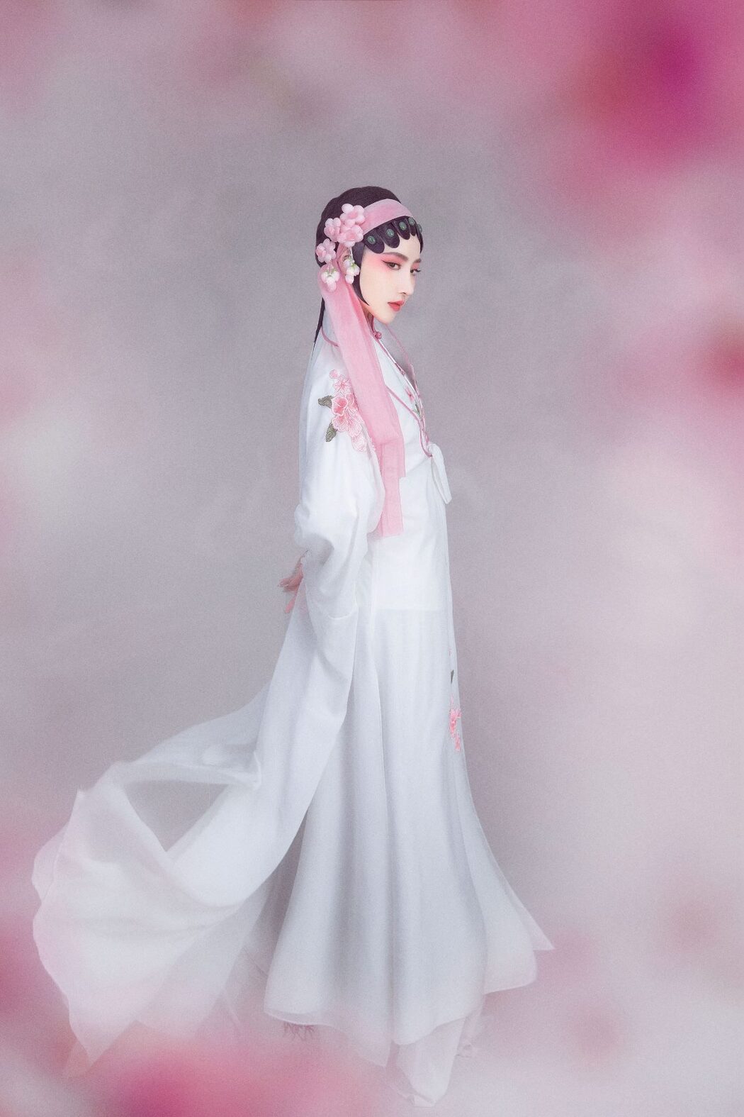 YiTuYu艺图语 Vol.947 Wei Bao