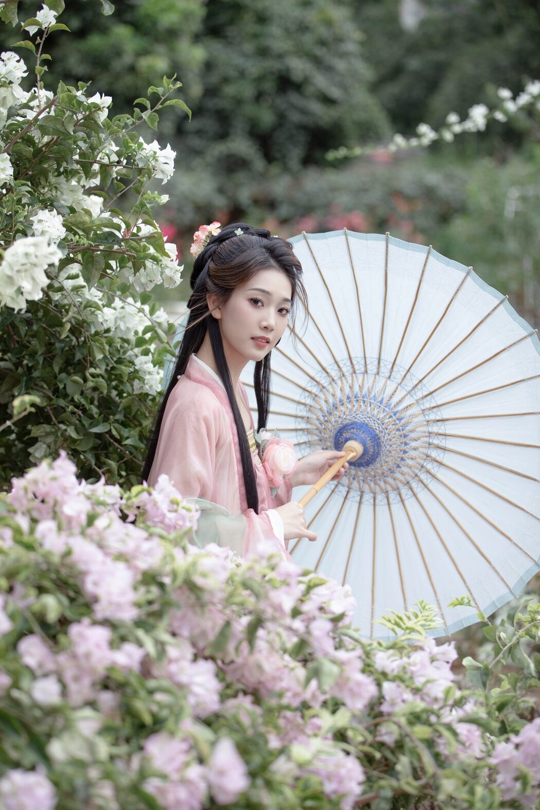 YiTuYu艺图语 Vol.6164 Zhi Zhi Qi
