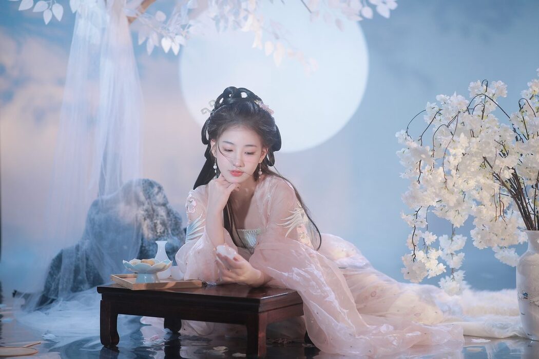 YiTuYu艺图语 Vol.6124 Huang Yu Yao