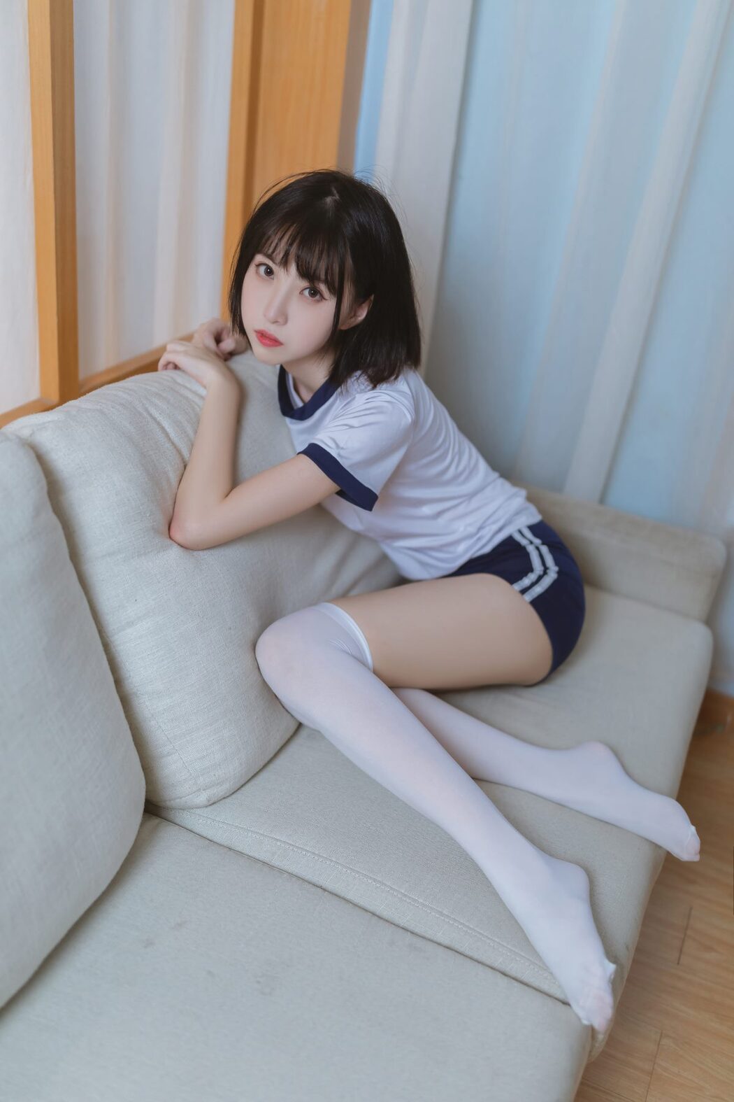 YiTuYu艺图语 Vol.918 Xu Lan LAN