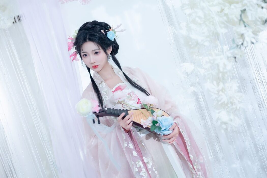YiTuYu艺图语 Vol.6142 Qi Luo Sheng De Xiao Su Su