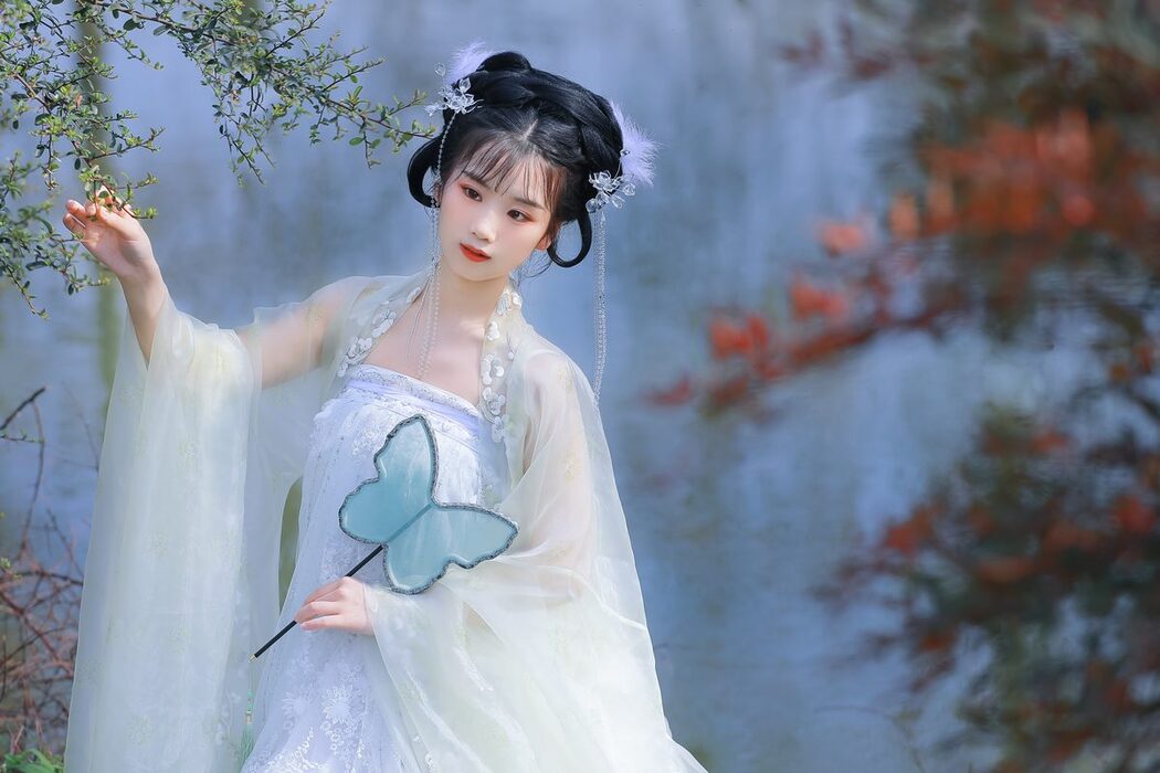 YiTuYu艺图语 Vol.6188 Zhou Zhou AY
