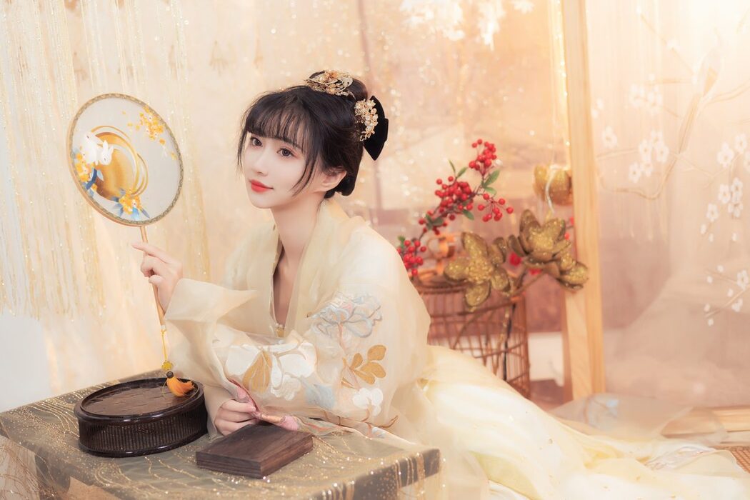 YiTuYu艺图语 Vol.6129 Qi Luo Sheng De Xiao Su Su
