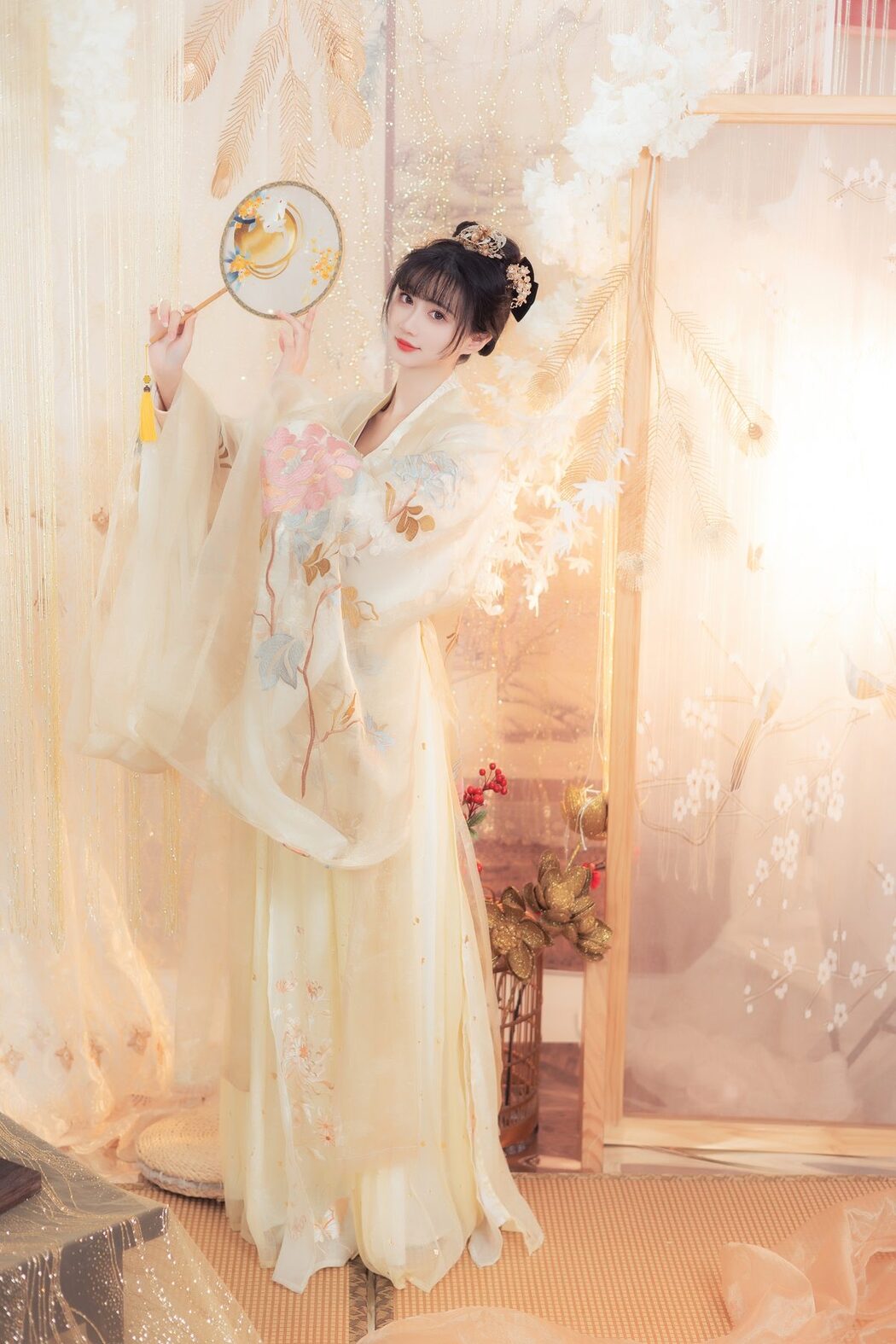 YiTuYu艺图语 Vol.6129 Qi Luo Sheng De Xiao Su Su