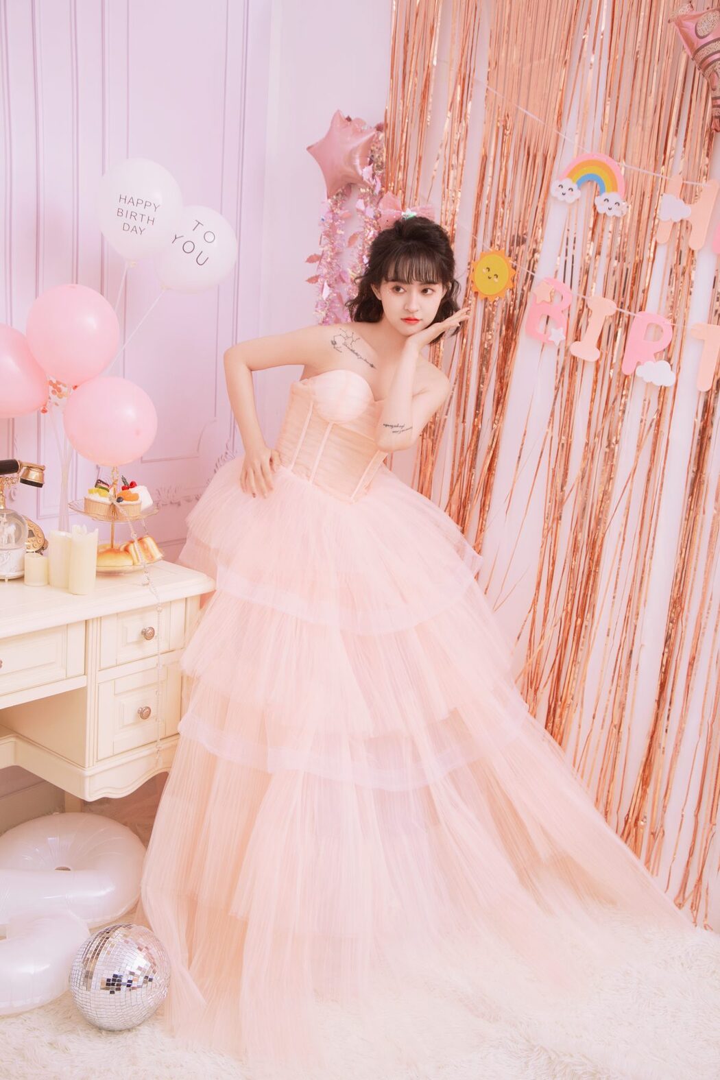 YiTuYu艺图语 Vol.6173 Yi Xuan
