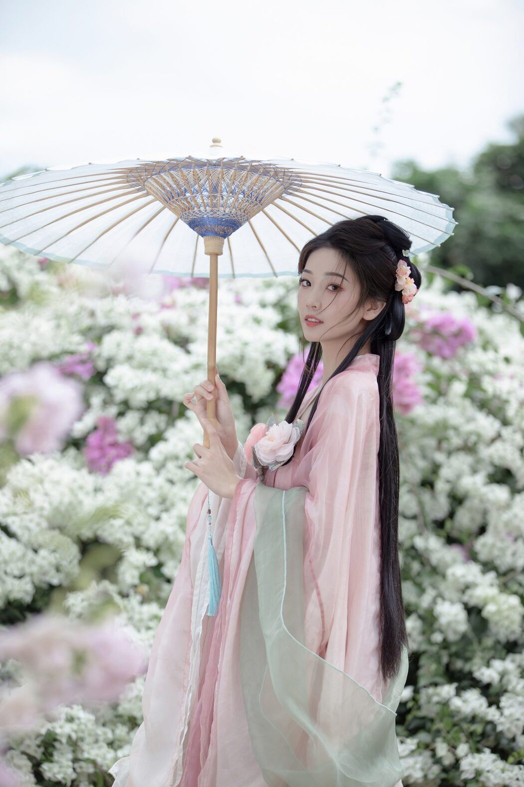 YiTuYu艺图语 Vol.6164 Zhi Zhi Qi