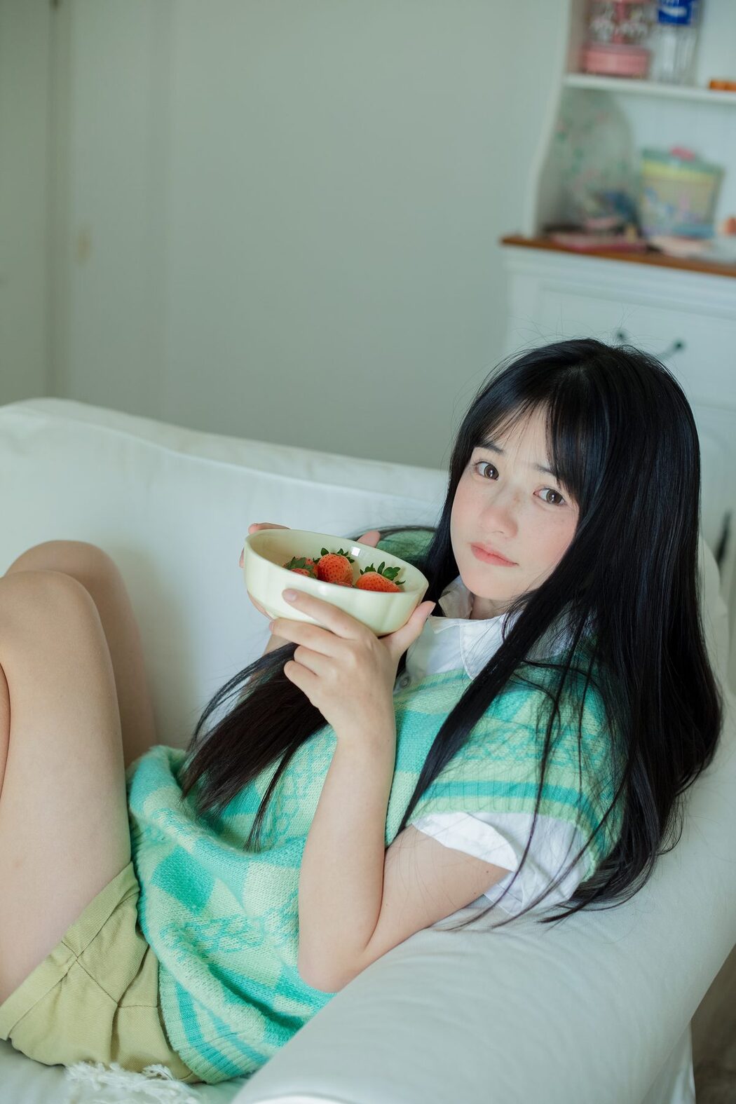 YiTuYu艺图语 Vol.6151 Xiao Yi Mei Mei Cute