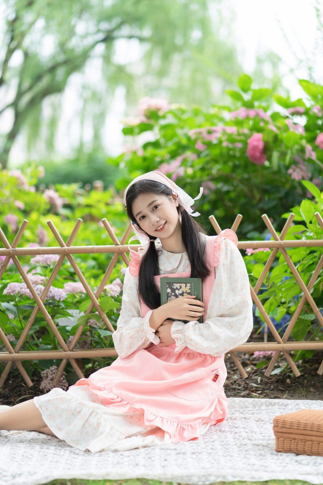 YiTuYu艺图语 Vol.6154 Cheng Zi Shu