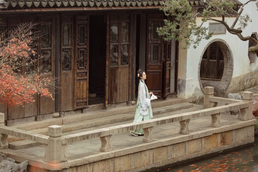 YiTuYu艺图语 Vol.980 You Hu Ya De Fu Hei Jiang