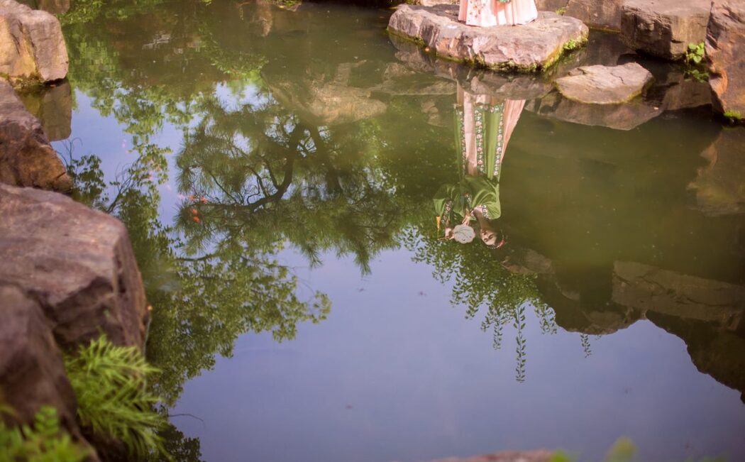 YiTuYu艺图语 Vol.987 Liu Liu Yang Liu Liu