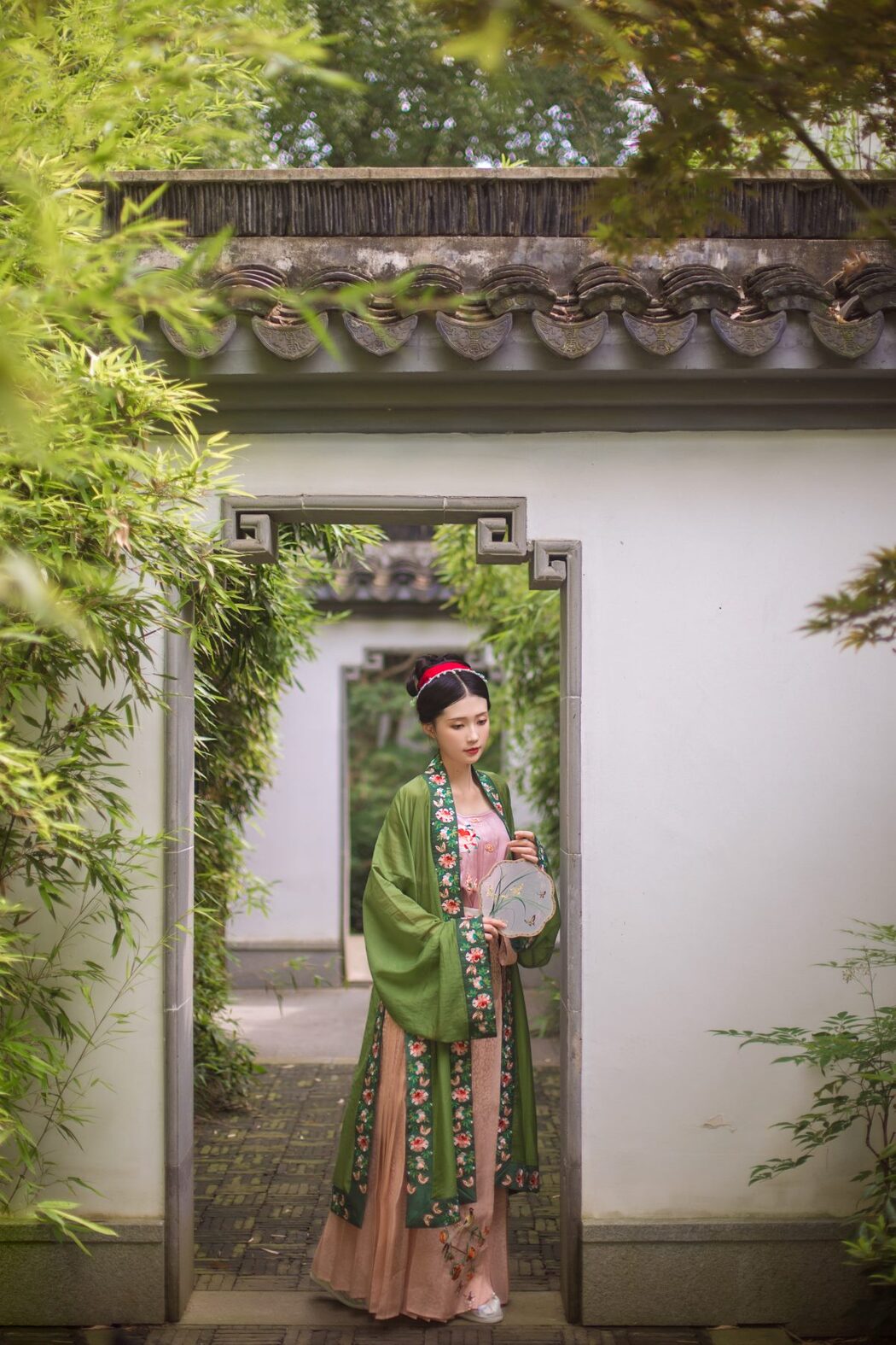 YiTuYu艺图语 Vol.987 Liu Liu Yang Liu Liu