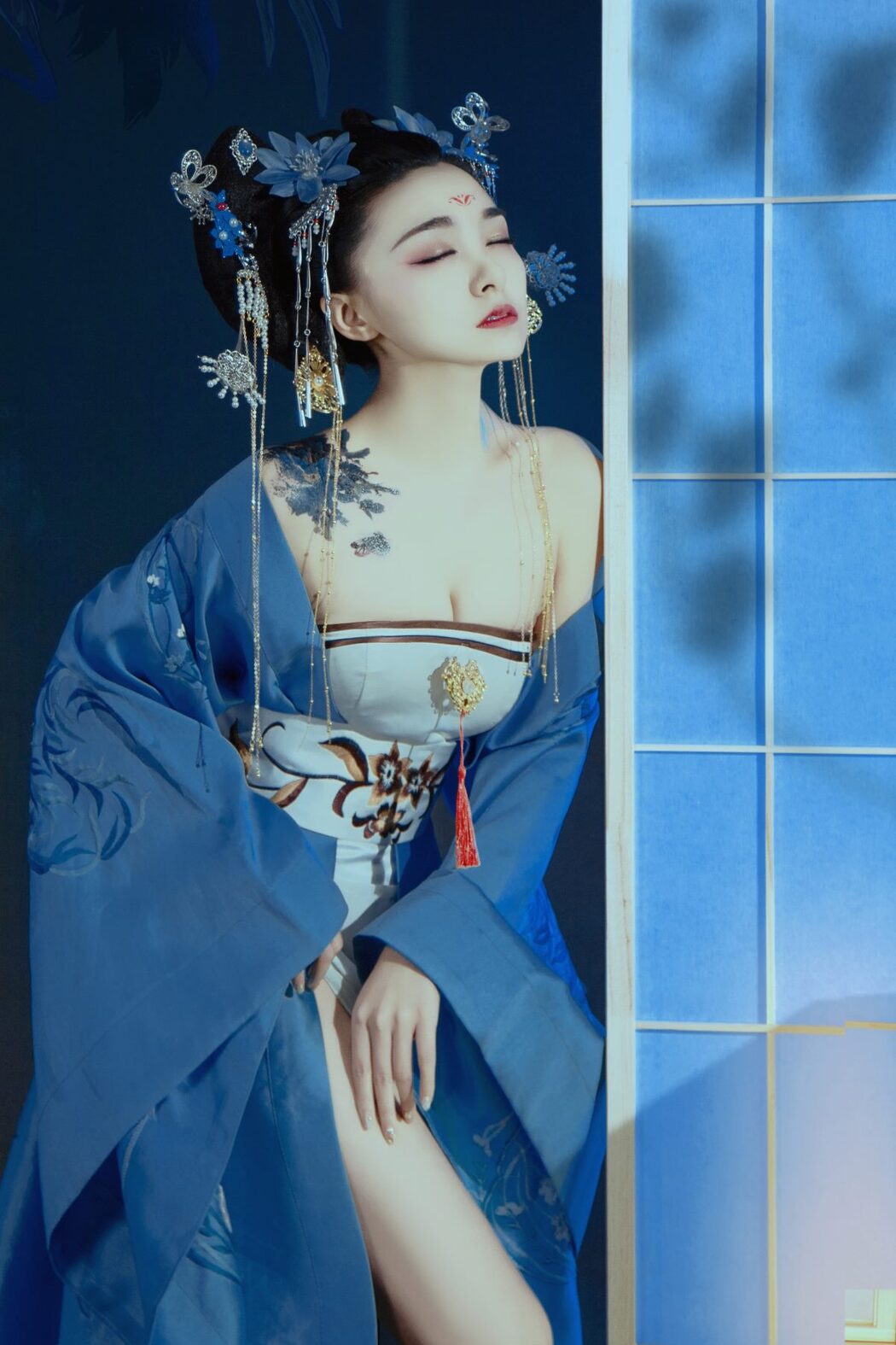 YiTuYu艺图语 Vol.993 Qian Bao