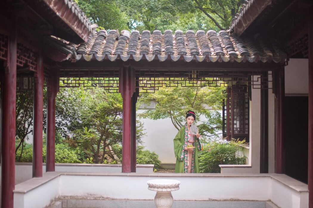 YiTuYu艺图语 Vol.987 Liu Liu Yang Liu Liu