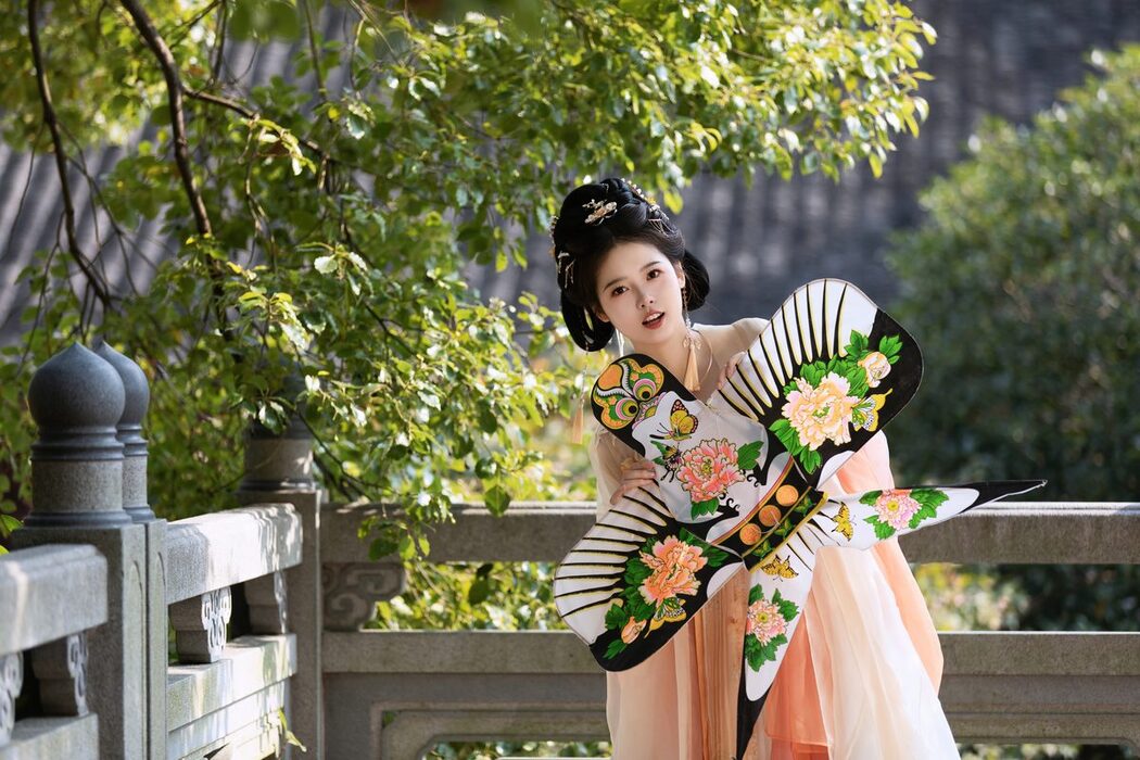 YiTuYu艺图语 Vol.6245 Woozi Pai Guo Jiang