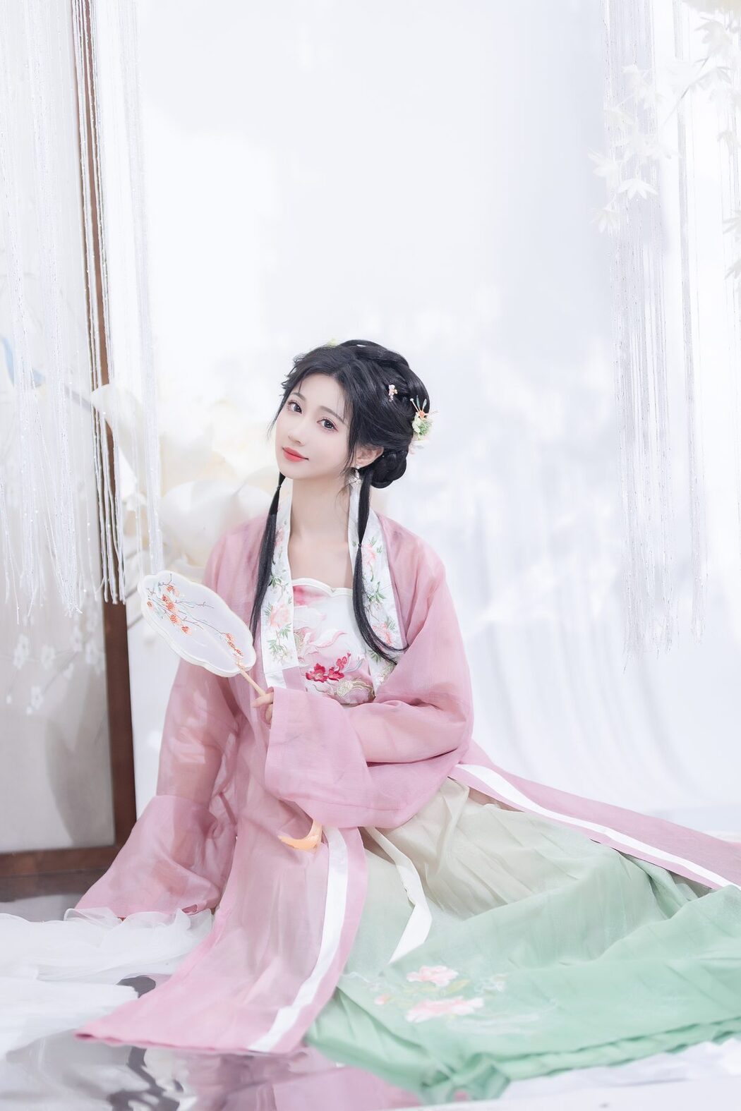YiTuYu艺图语 Vol.6225 Qi Luo Sheng De Xiao Su Su
