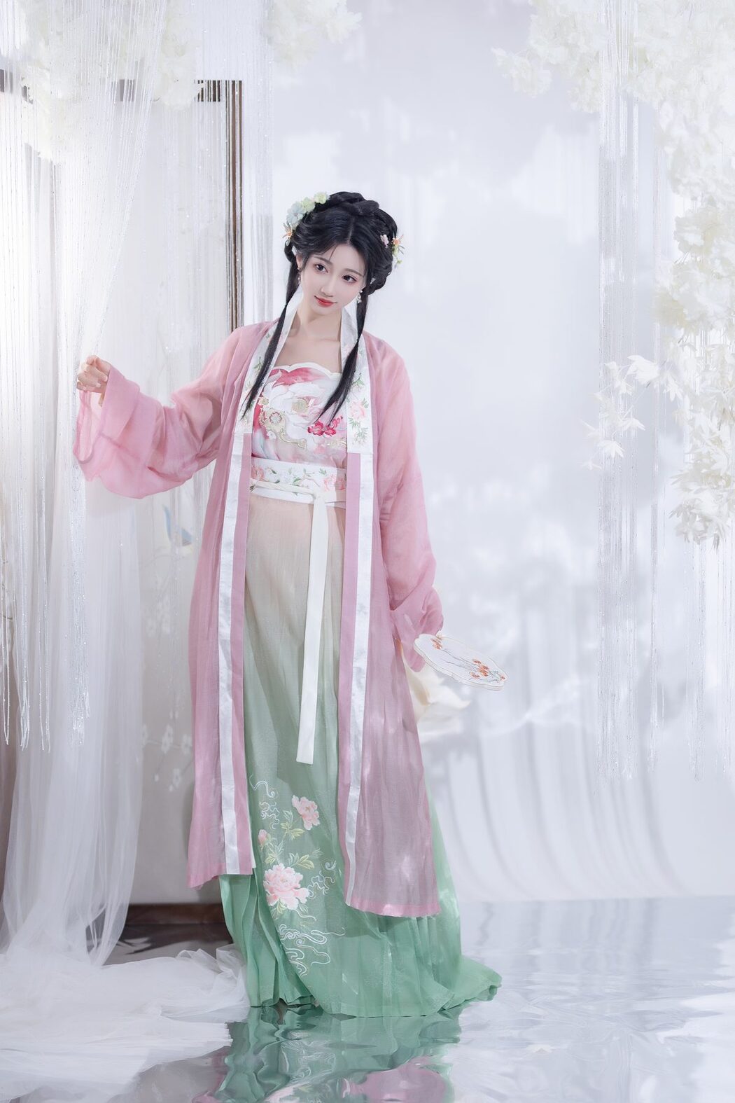 YiTuYu艺图语 Vol.6225 Qi Luo Sheng De Xiao Su Su