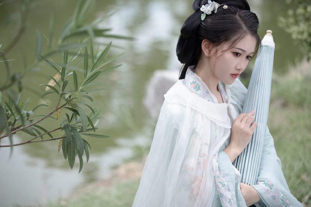 YiTuYu艺图语 Vol.6272 Ling Ling