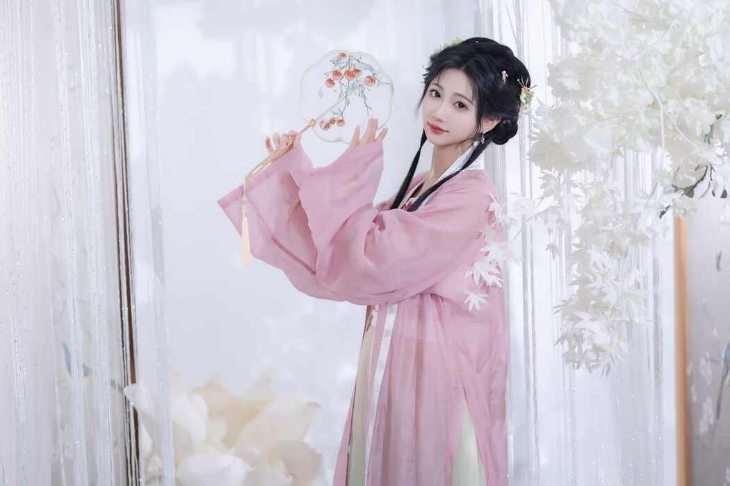 YiTuYu艺图语 Vol.6225 Qi Luo Sheng De Xiao Su Su